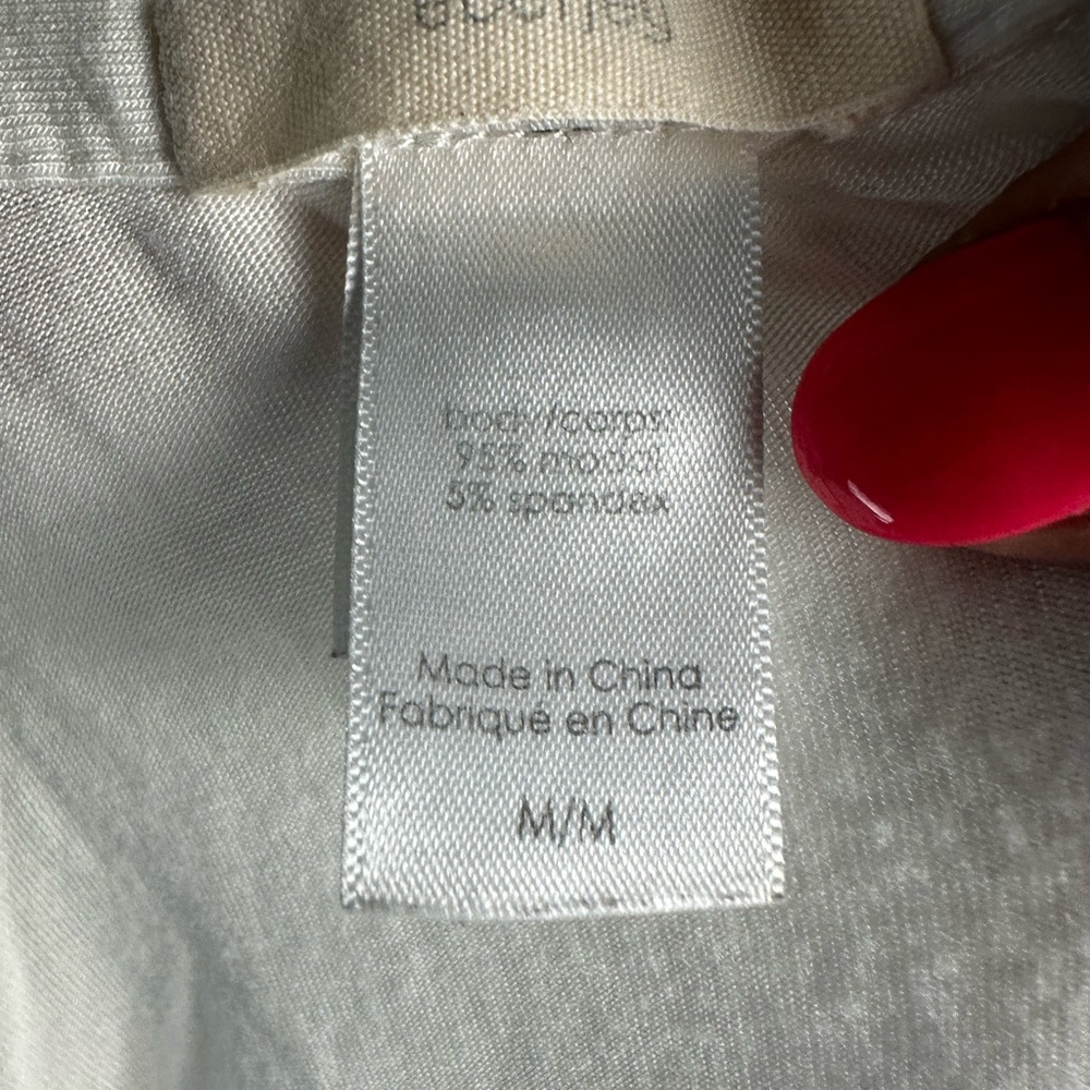 Eberjey Women’s Pajama Set – Size Medium - Picture 4 of 14